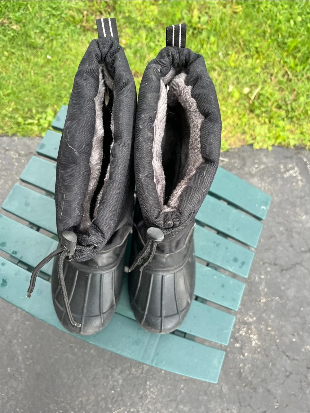 Kamik boys size 7 winter boots